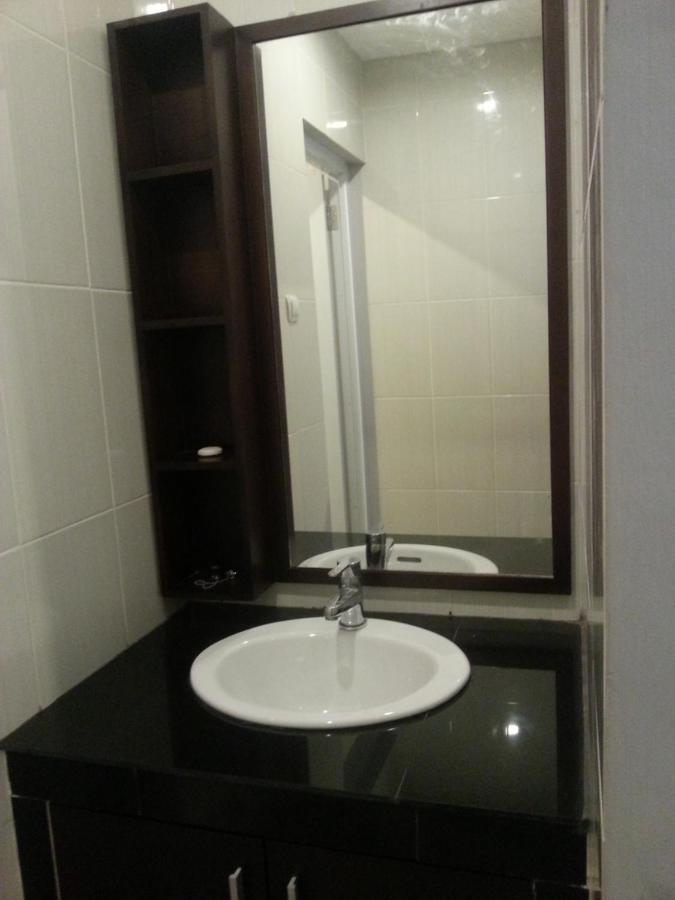 ג'ימבאראן New Asta Graha Guesthouse מראה חיצוני תמונה